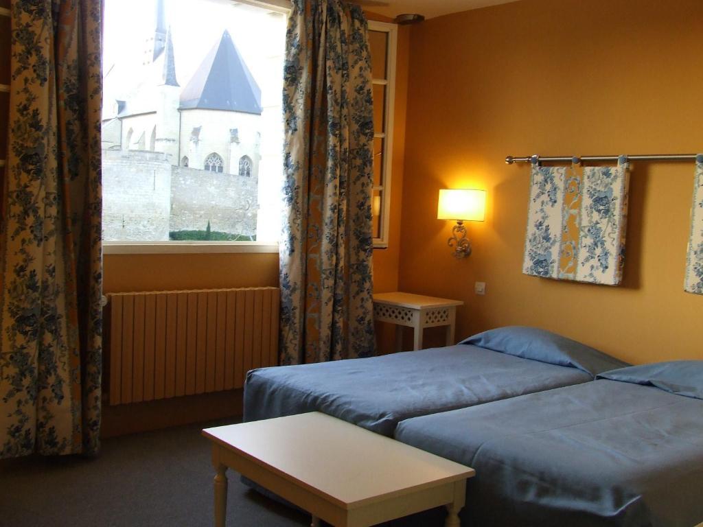 Hotel Spa Le Relais Du Bellay Montreuil-Bellay Zimmer foto