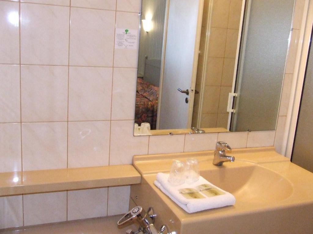 Hotel Spa Le Relais Du Bellay Montreuil-Bellay Zimmer foto