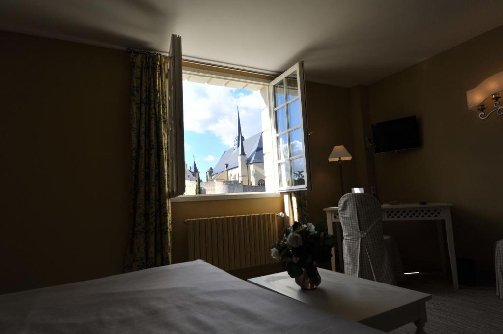 Hotel Spa Le Relais Du Bellay Montreuil-Bellay Zimmer foto