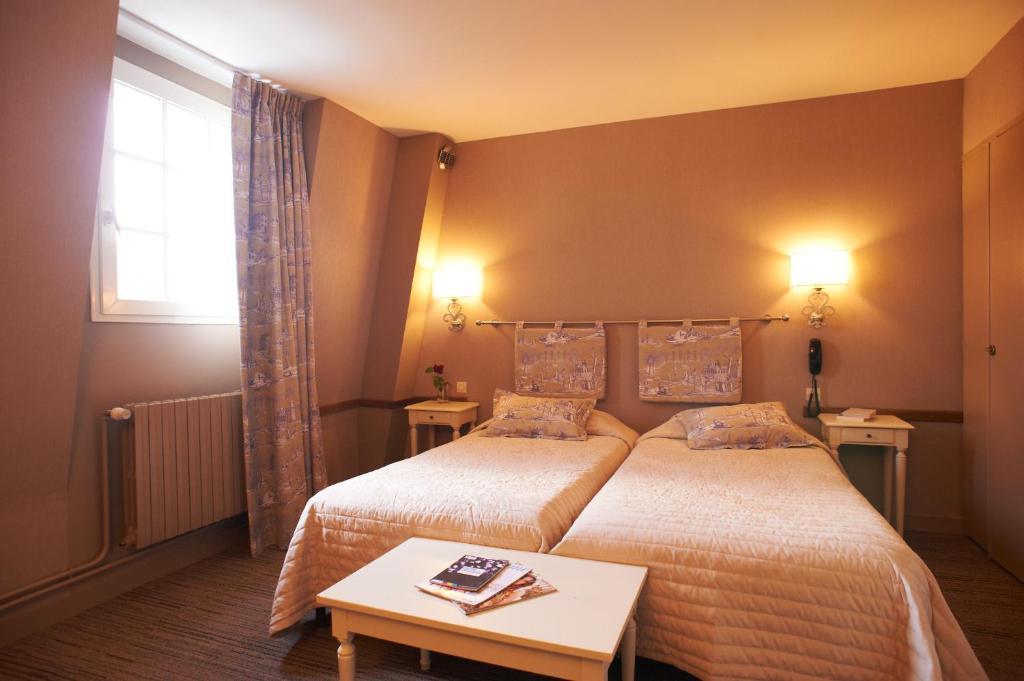 Hotel Spa Le Relais Du Bellay Montreuil-Bellay Zimmer foto