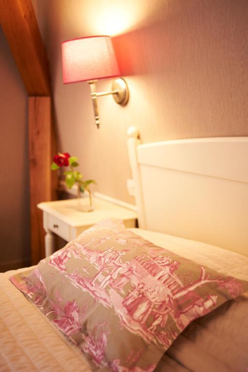 Hotel Spa Le Relais Du Bellay Montreuil-Bellay Zimmer foto